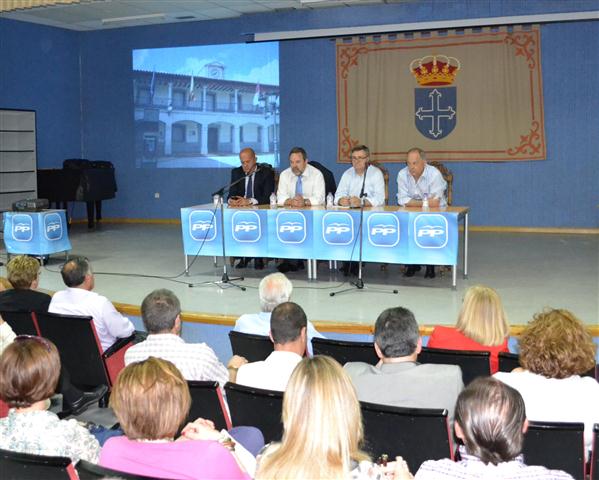 García-Tizón, Labrador y Bravo se reúnen con alcaldes y portavoces de la comarca de Orgaz