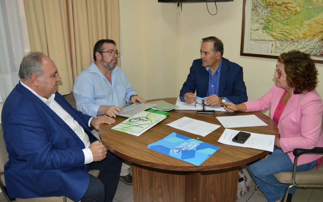 Gregorio traslada a los funcionarios de prisiones el apoyo del PP para que se les reconozca como agentes de la autoridad