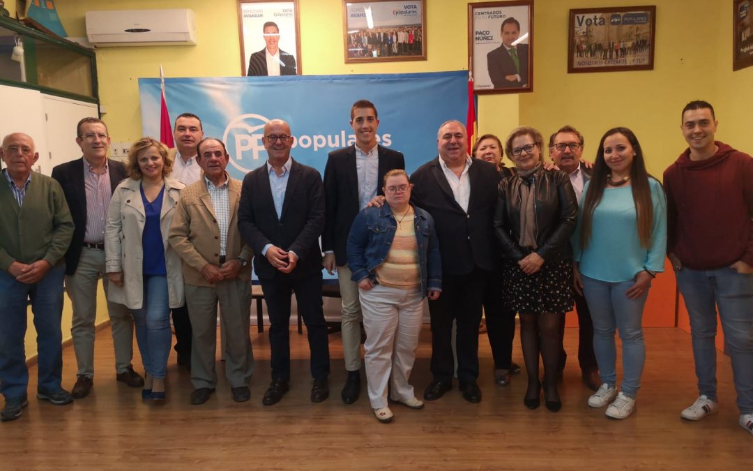 Tirado y Bravo recalcan el compromiso del PP con el sector vitivinícola y destacan la gran calidad de los productos de la provincia