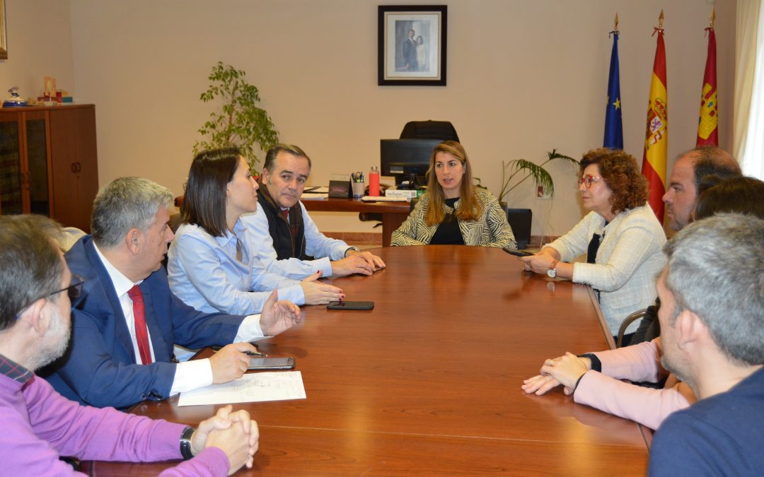 Gregorio destaca la necesidad de apostar por el futuro de nuestros pueblos, con más inversiones, infraestructuras y servicios
