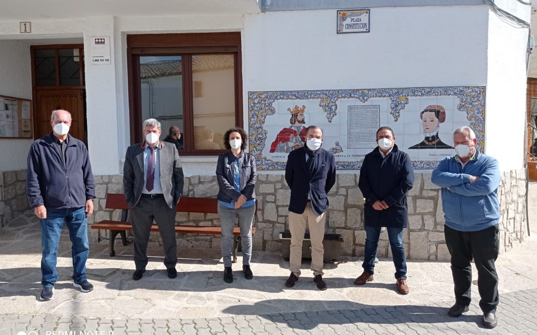 Gregorio valora el gran trabajo realizado por los ayuntamientos desde el comienzo de la pandemia, a la que se han enfrentado prácticamente solos