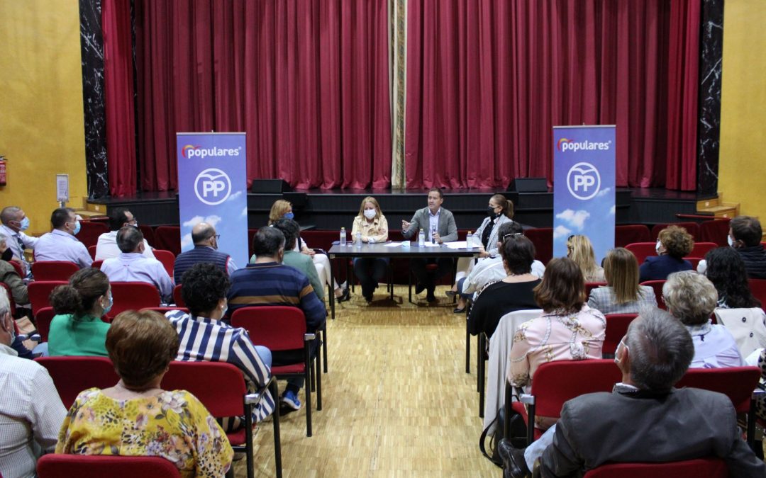 Velázquez reclama a la Junta y al Ministerio que no abandonen a los agricultores de Toledo y CLM, como están haciendo con sus políticas