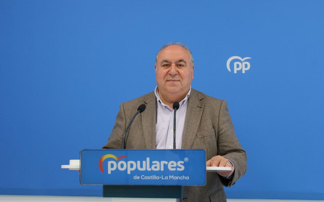 Tirado insiste en la necesidad de bajar impuestos para recuperar la economía y evitar que el coste de la vida siga asfixiando a las familias