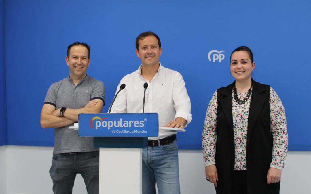 Velázquez denuncia el desastre del curso escolar en los centros educativos porque la Junta “ha abandonado a los docentes»