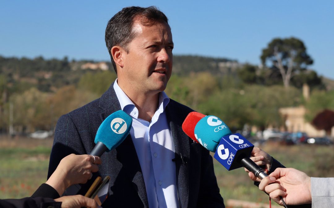 Velázquez muestra su firme compromiso con el deporte y asegura que, si es alcalde, “todos los años habrá inversión en instalaciones deportivas”