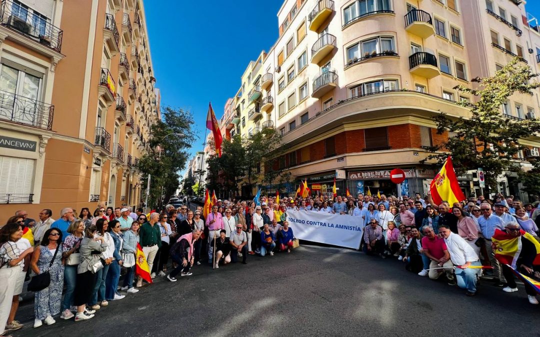 Velázquez destaca que el éxito de hoy es el de los ciudadanos “que no quieren que haya españoles de primera y de segunda”