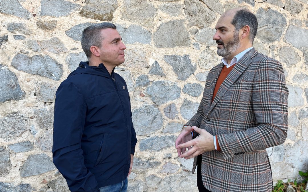 Velasco traslada todo el apoyo del PP al portavoz popular en Olías del Rey y pide a la alcaldesa que cese inmediatamente al portavoz del PSOE