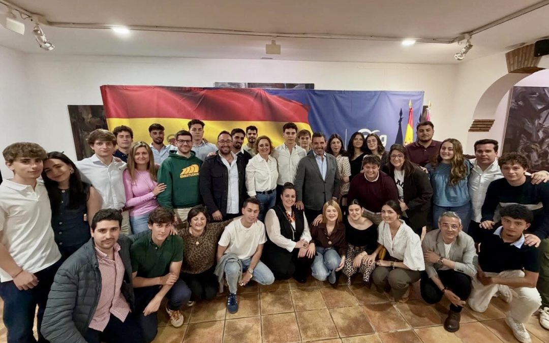 Nuevas Generaciones de la Puebla de Montalbán elige a Carlos París como presidente de su Junta Local