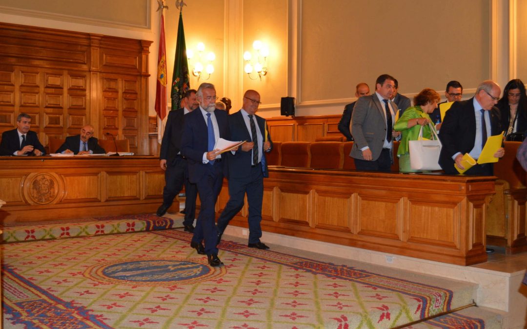 El Grupo Popular de la Diputación abandona el Pleno ante la grave vulneración de sus derechos por parte de Álvaro Gutiérrez