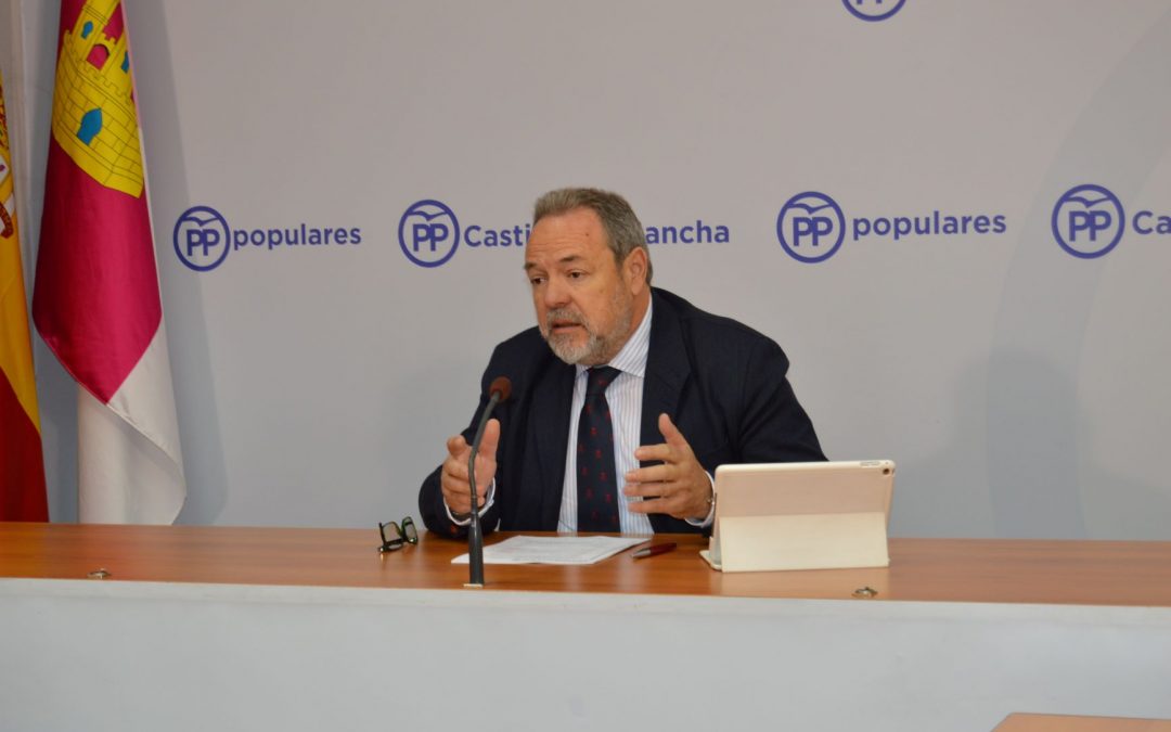Labrador avanza la presentación en el Senado de una moción para defender la caza y la tauromaquia por su importancia en socioeconómica en lugares como Castilla-La Mancha