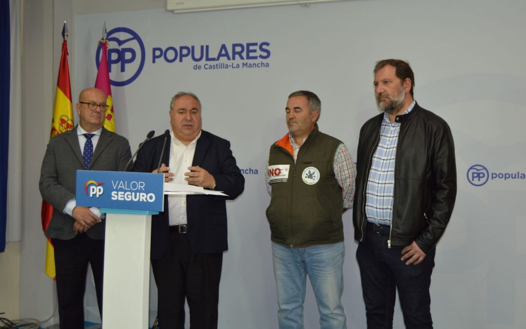 Tirado asegura que el Partido Popular “es el partido del campo, de los agricultores y ganaderos y el partido de los pueblos”