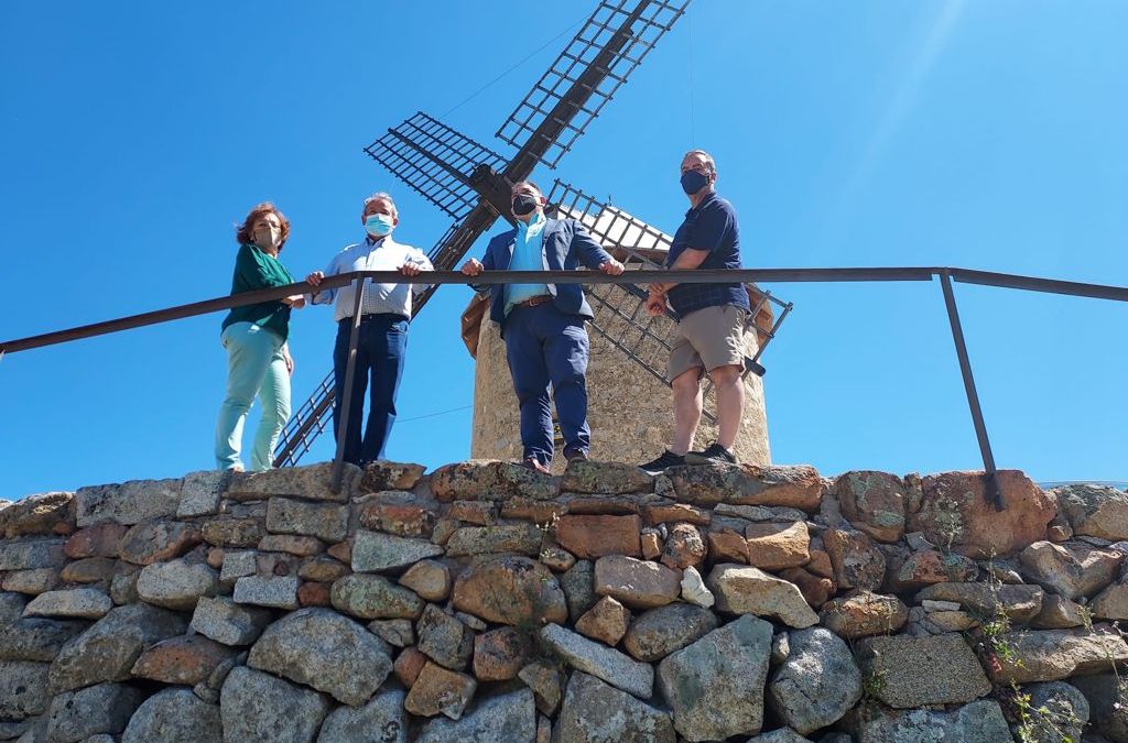 Fernández valora el esfuerzo de los ayuntamientos en la puesta en valor del patrimonio histórico de la provincia