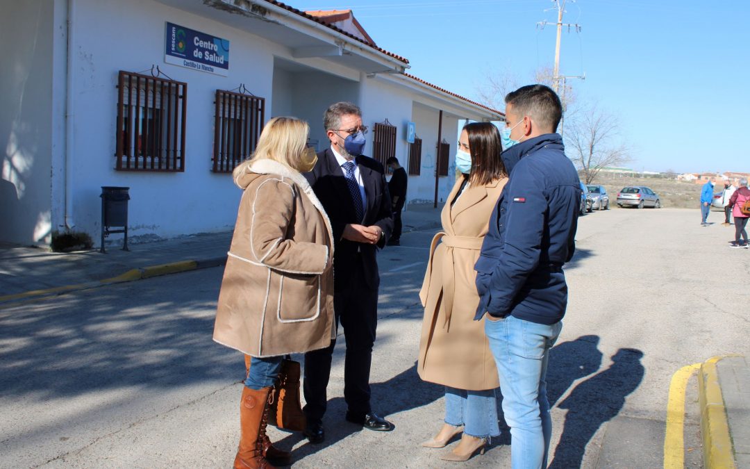 Moreno denuncia el abandono de Page a la atención primaria, lo que está provocando un caos asistencial