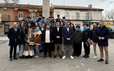 Veláquez acompaña a los vecinos de Burguillos en la festividad de San Blas reafirmando el compromiso del PP con la cultura y las tradiciones de la provincia