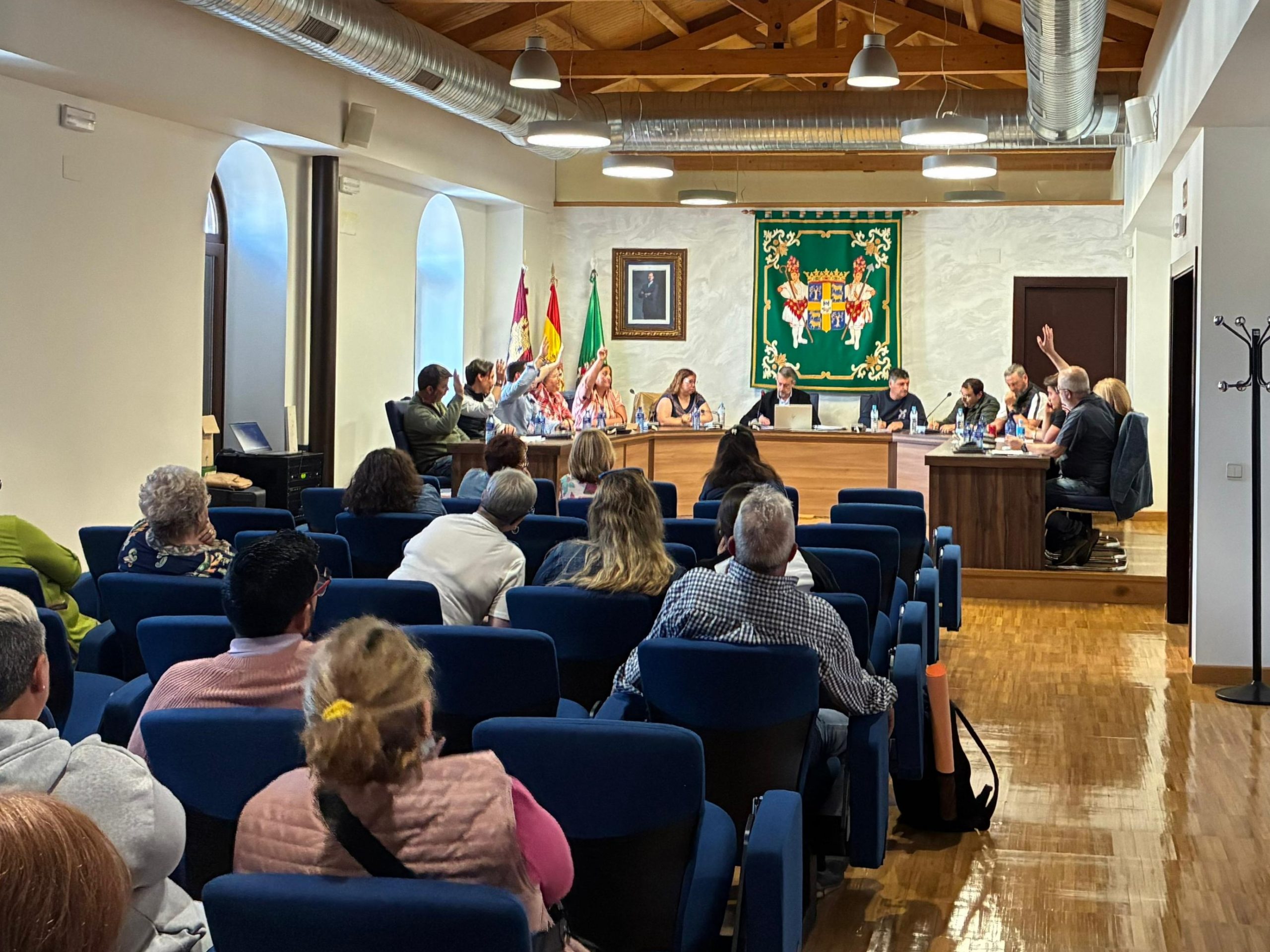 Pleno PP Olías del Rey (archivo)