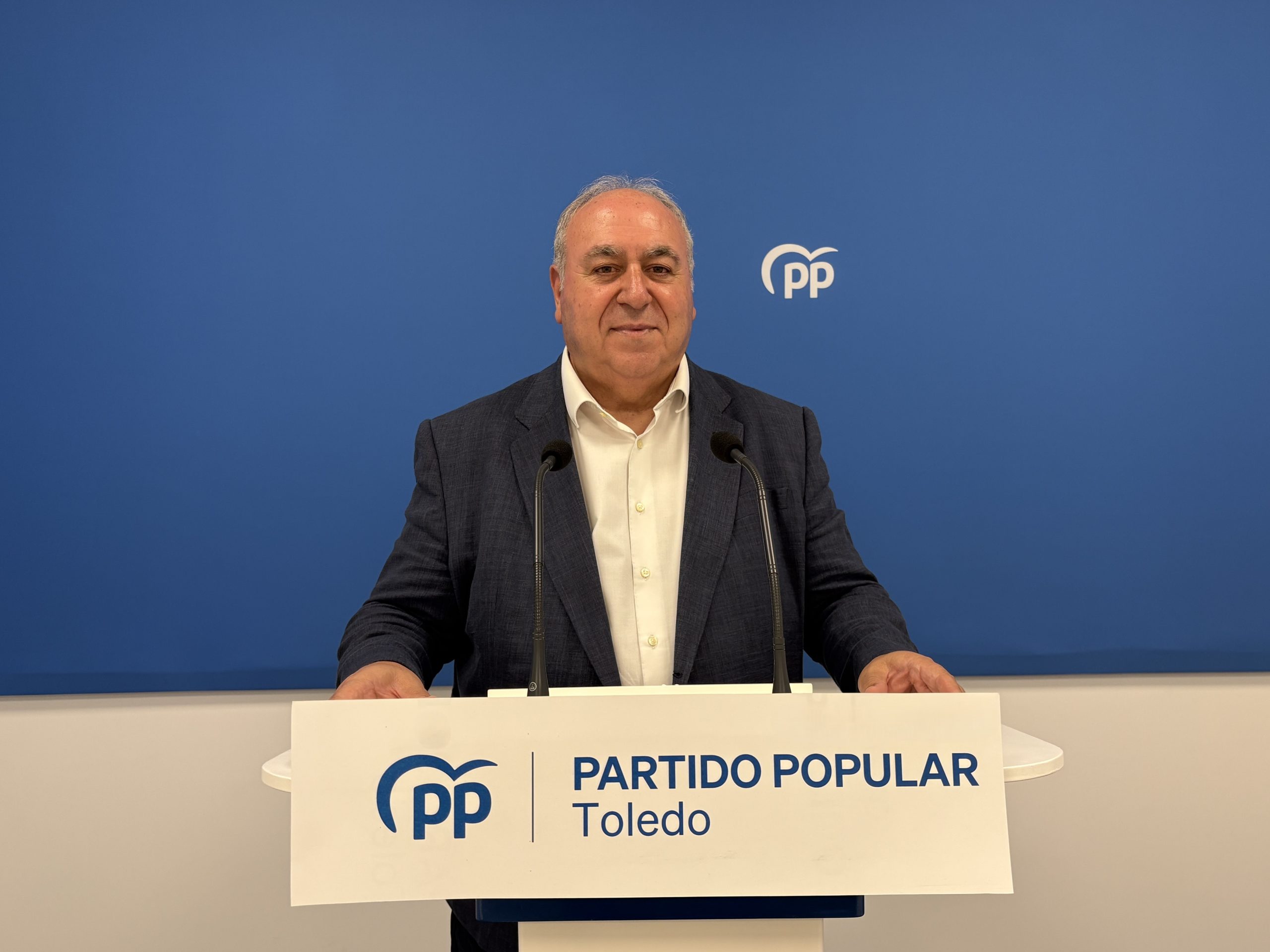 Tirado en rueda de prensa – 021026